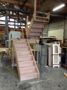 escalier-hetre-demi-tournant-atelier-fabrication-artisanal